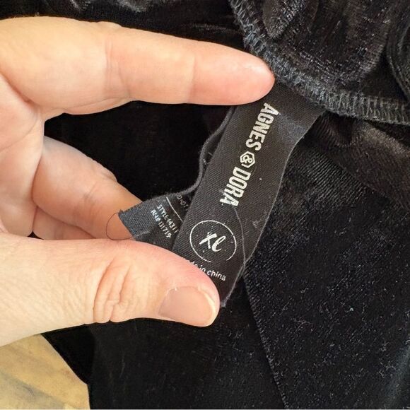 Agnes & Dora Black Sleeveless Faux Velvet Flowy Dress w/ Pockets Women's XL exce - Picture 7 of 7